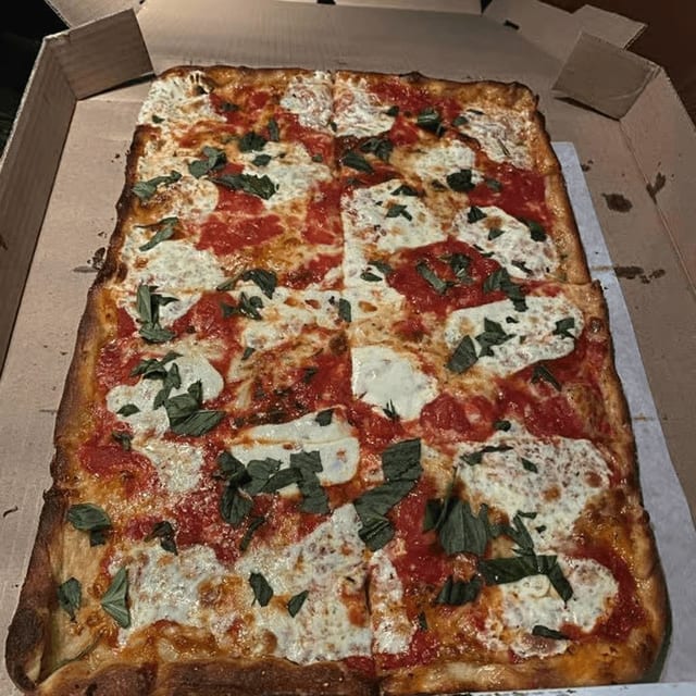 Crispino Pizza.
